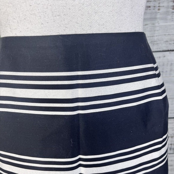 Talbots Skirt size 14 Pet Black White Striped Straight Church Career Above Knee - Picture 5 of 11